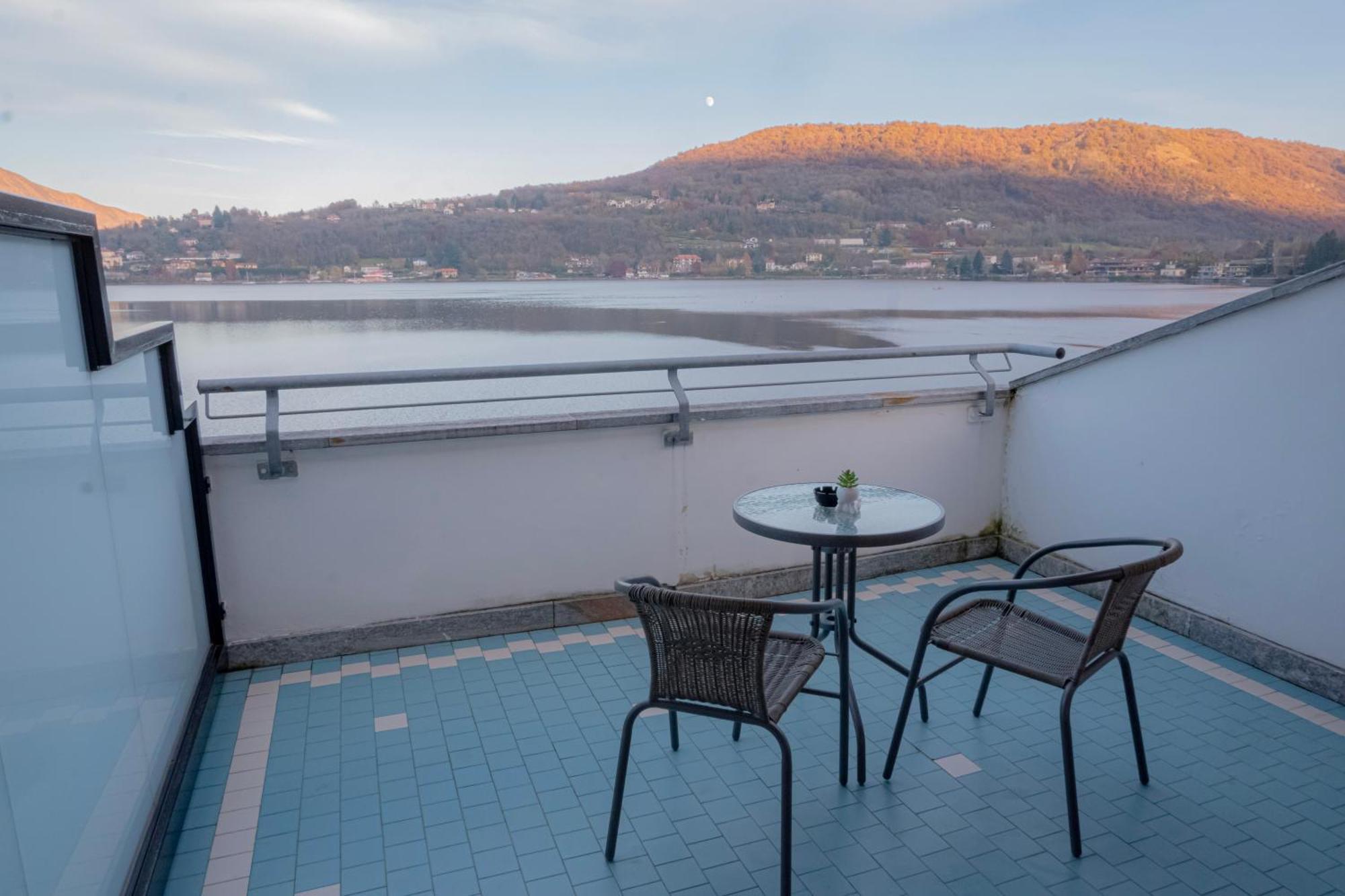 Hotel Chalet Del Lago أفيليانا المظهر الخارجي الصورة