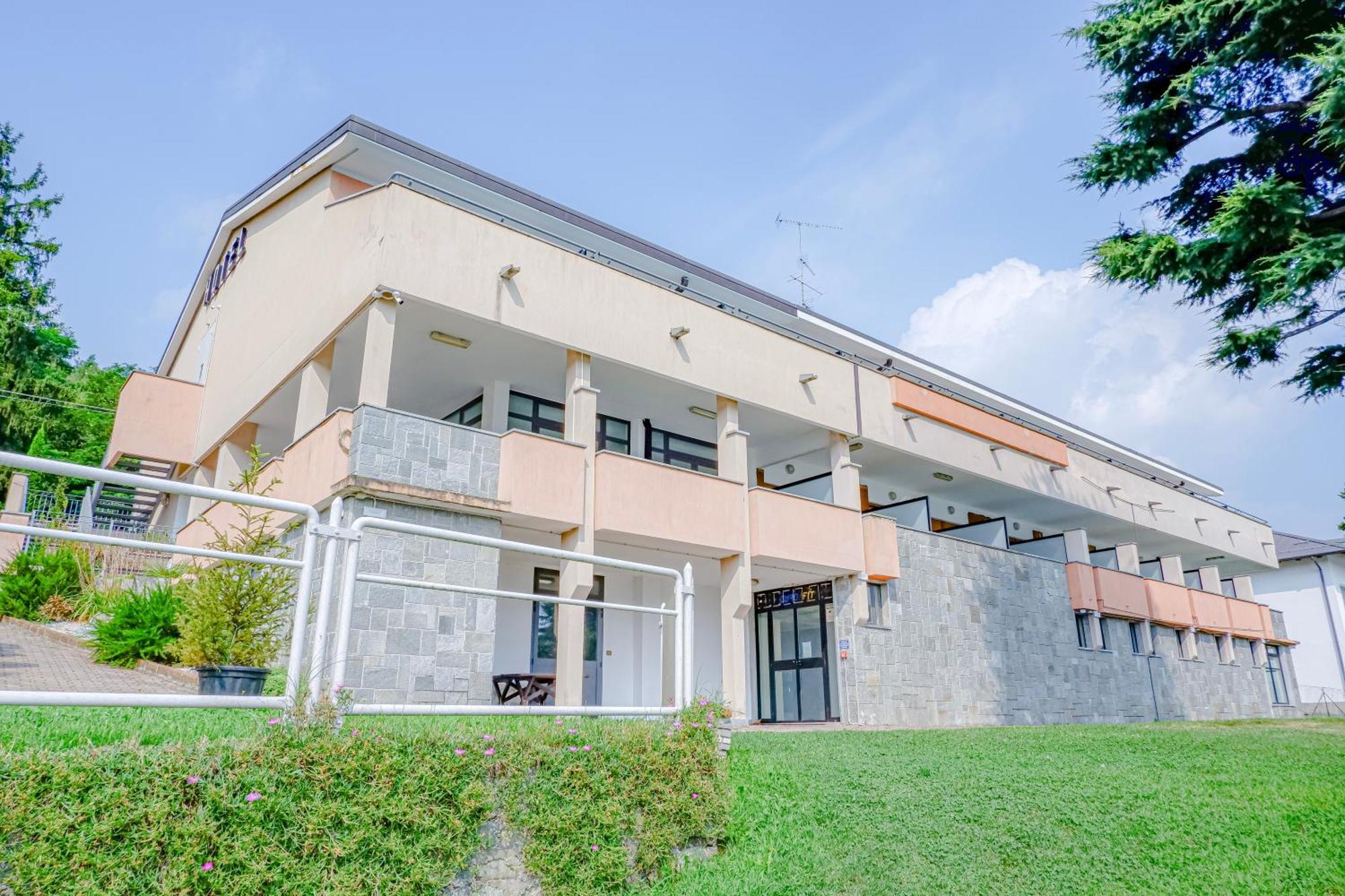 Hotel Chalet Del Lago أفيليانا المظهر الخارجي الصورة