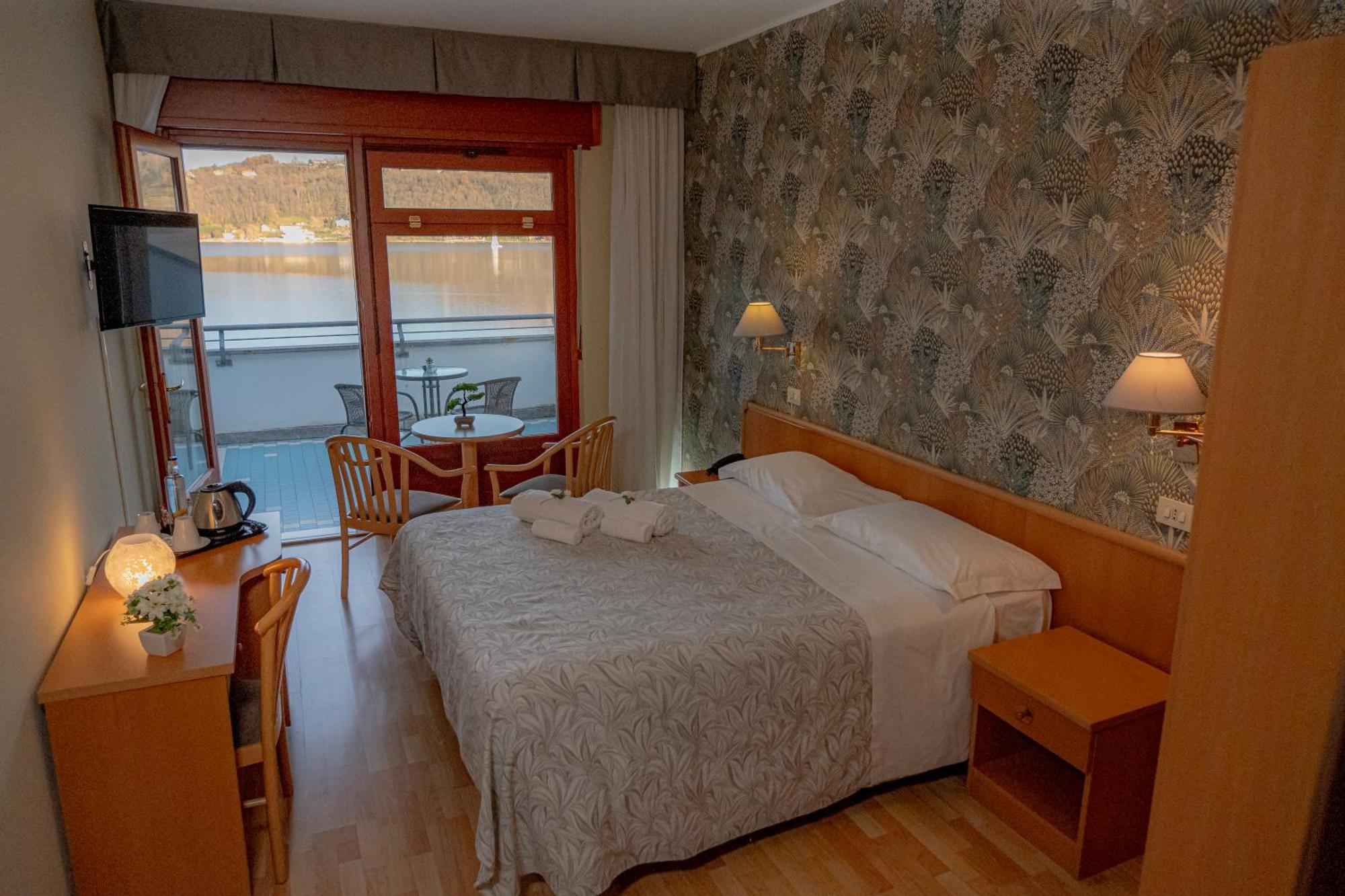 Hotel Chalet Del Lago أفيليانا المظهر الخارجي الصورة